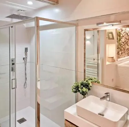 Majord'Home Spa 4* - Le Bonbon -Coeur Vieille Ville Annecy Exterior foto